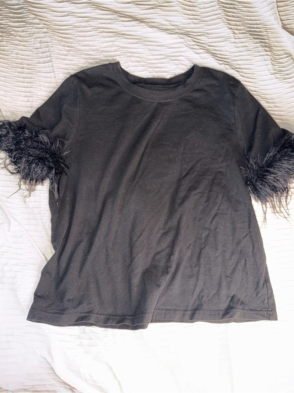 Black Feather Sleeve Women's Top - Stylish Short Sleeve Tee
